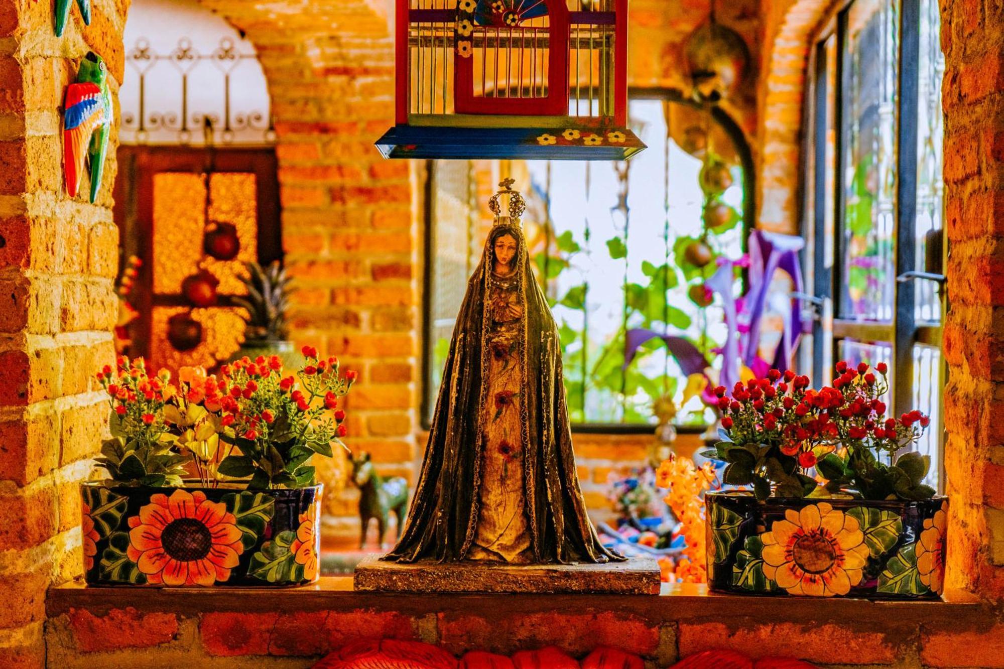 Posada Margaritas Tlaquepaque Bagian luar foto