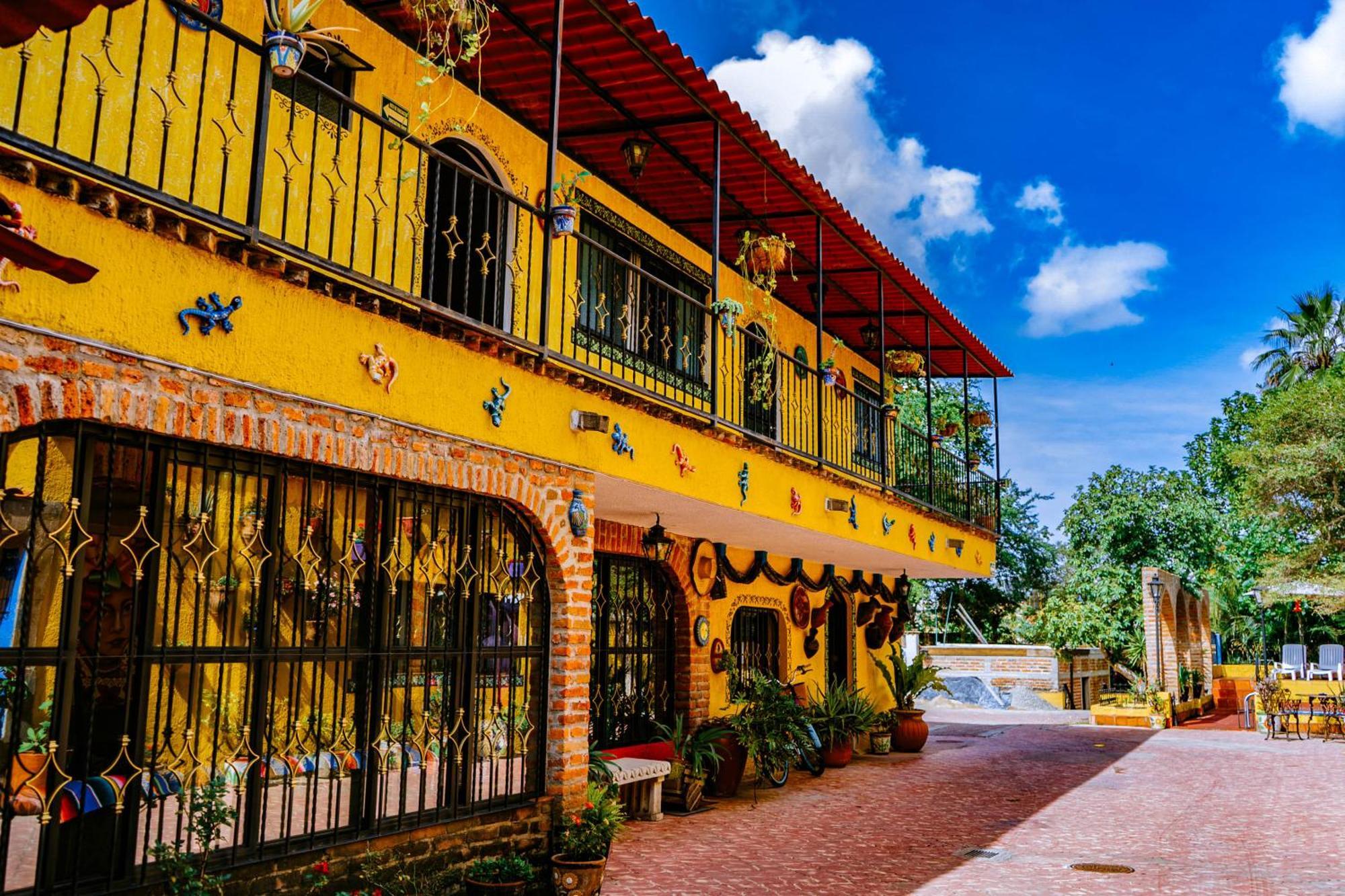 Posada Margaritas Tlaquepaque Bagian luar foto